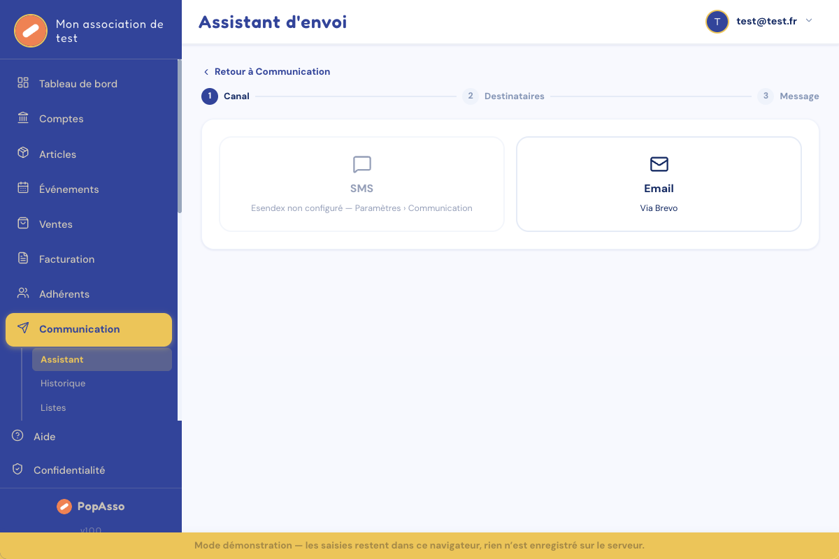 Assistant d'envoi, étape Canal, avec les choix SMS et Email.