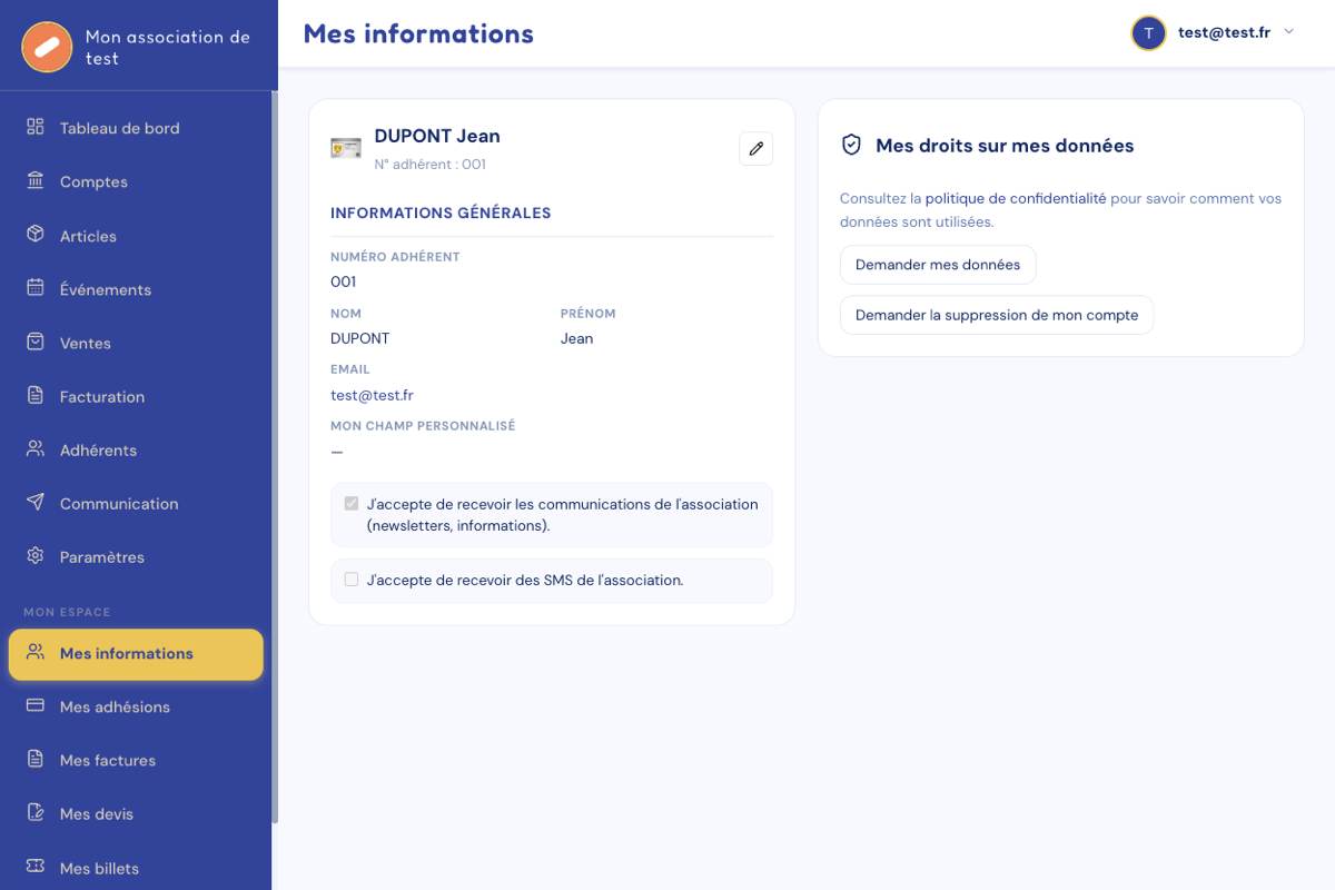 Page Mes informations d'un adhérent, avec les cases de consentement aux communications et aux SMS.